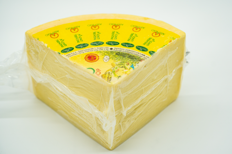 Asiago Pressato 1/4 dop